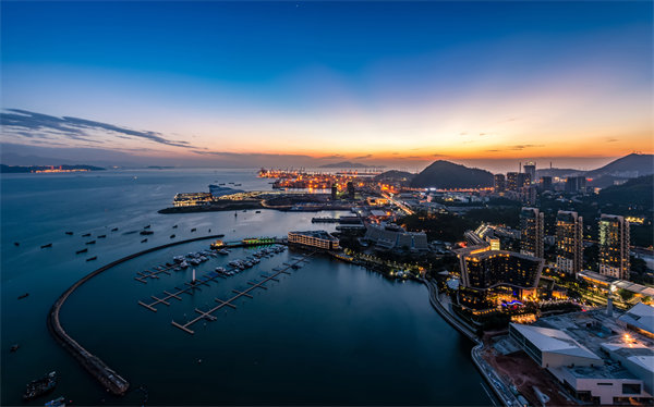 深圳管理咨詢(xún)精準(zhǔn)定位企業(yè)痛點(diǎn)，實(shí)現(xiàn)高效轉(zhuǎn)型！