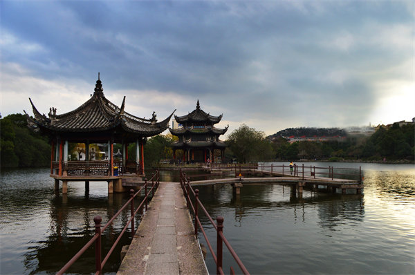 預(yù)算超支嚴(yán)重，臺(tái)州預(yù)算管理咨詢公司如何幫企業(yè)精準(zhǔn)控費(fèi)？