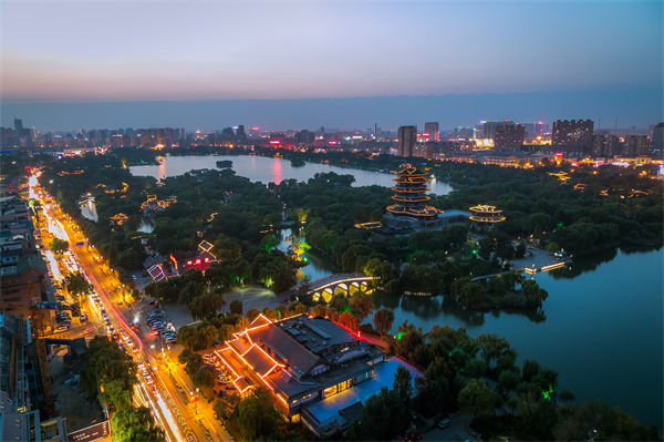 戰(zhàn)略規(guī)劃總落空？濟(jì)南戰(zhàn)略咨詢公司如何讓目標(biāo)落地有跡可循？