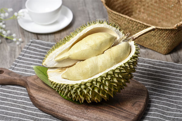 榴蓮價(jià)格暴跌50%，有人買了50箱，預(yù)算管理怎么看？